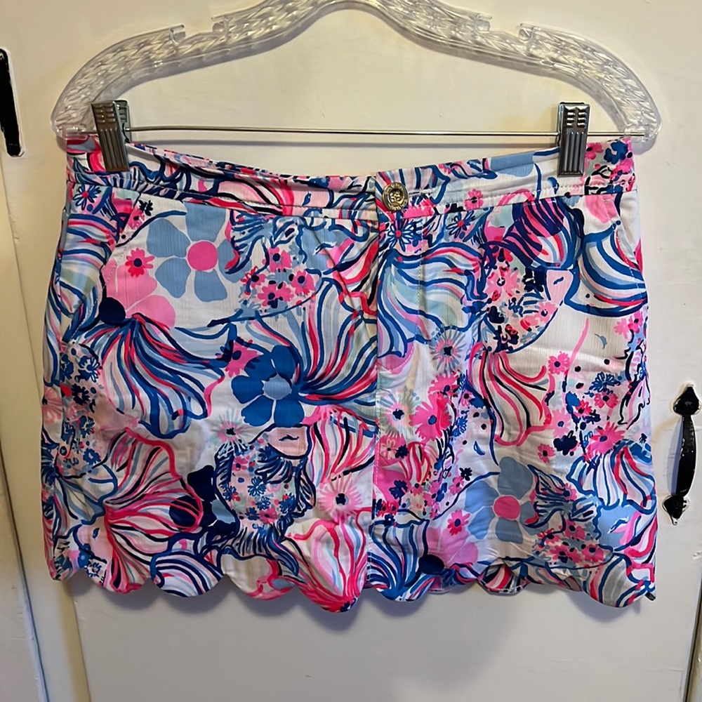 Size small lily Pulitzer skort